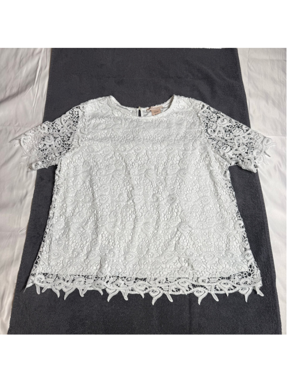 Women's Philosophy White Lace Blouse Size XXL